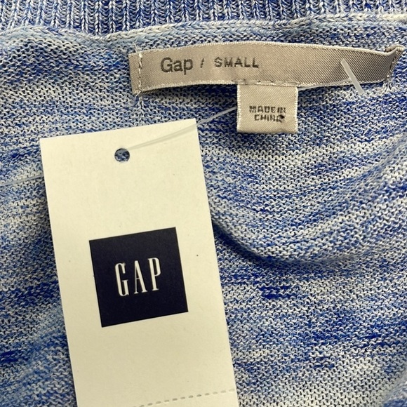 GAP NWT Blue Space Dye Button Front V-Neck Lightweight Cardigan Sweater - Picture 6 of 10